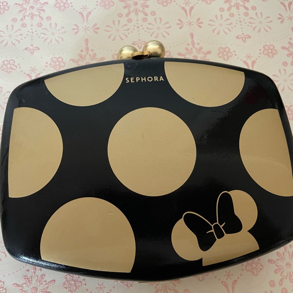 Sephora; Minnie Mouse Clutch Palette